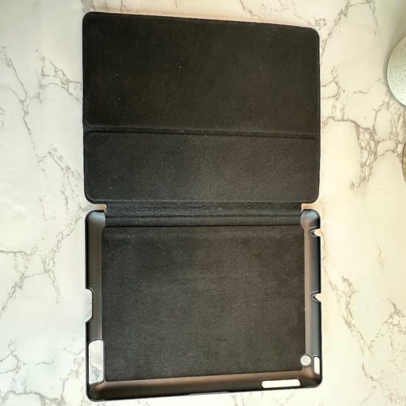 T-Tech by TUMI Apple iPad 2 Case Metallic Weave Portfolio - Picture 4 of 4